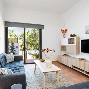  Hébergement de vacances Mirlos